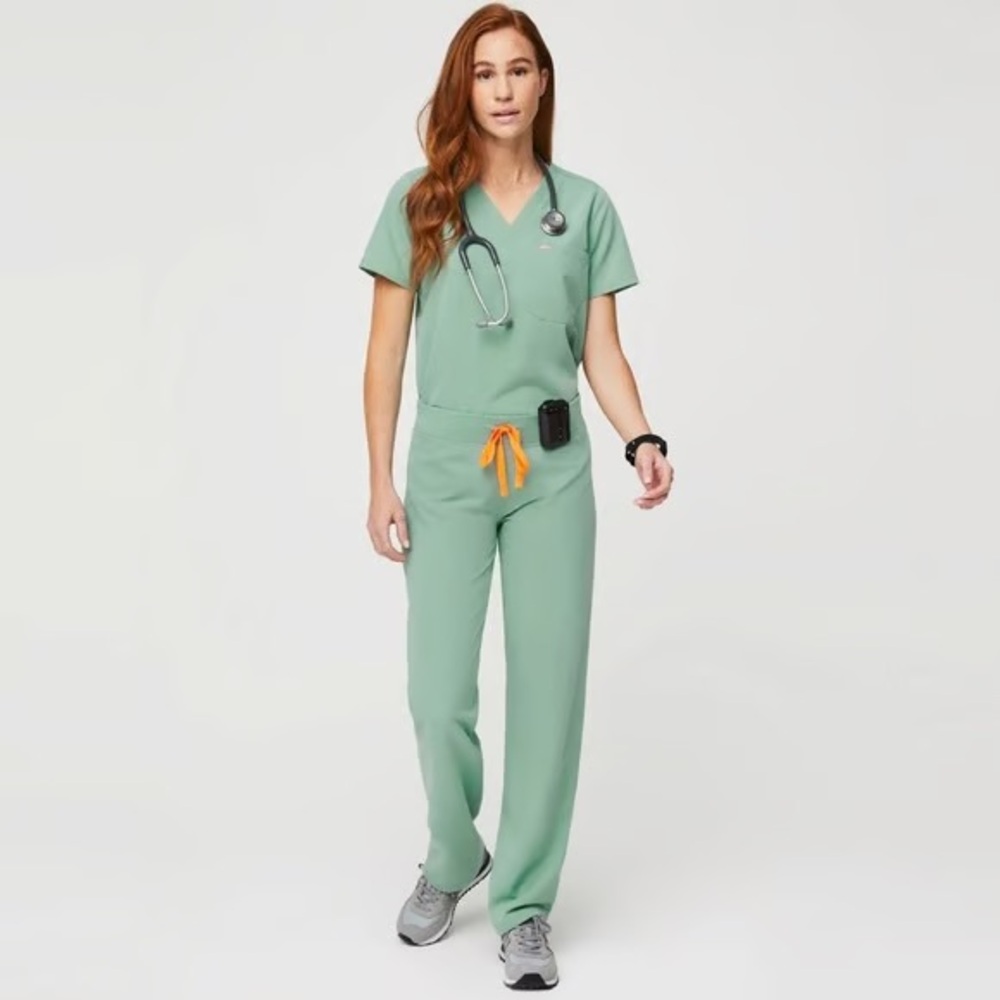 Figs Livingston scrub pants jade medium